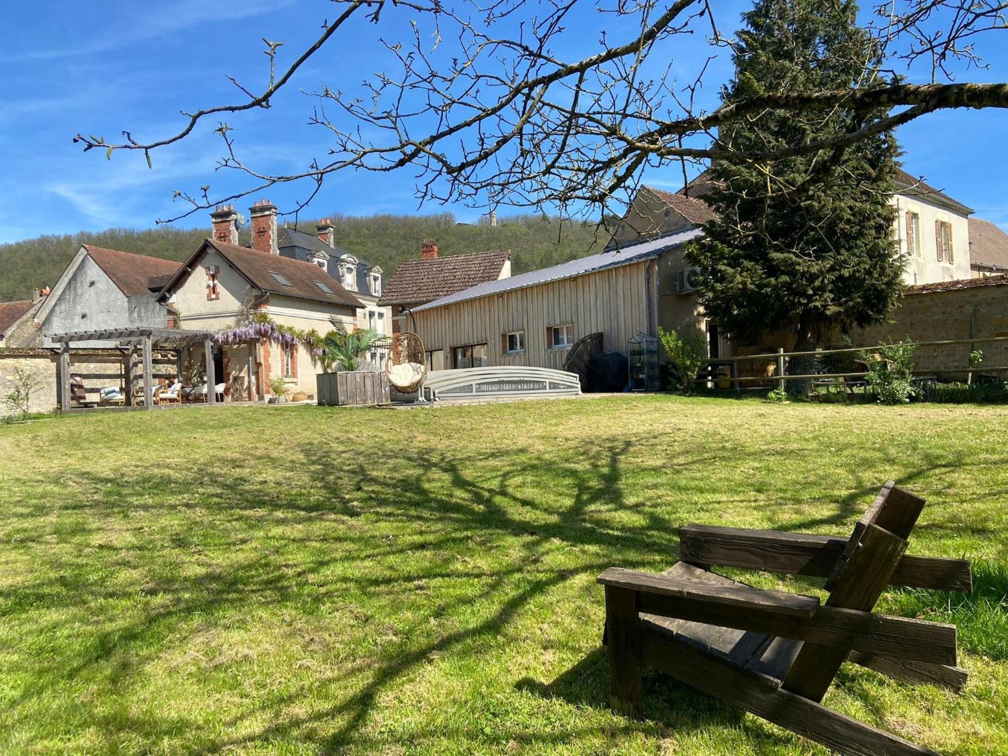 Pool House-L'Hirondelle De Sermizelles- Grand Jardin, Calme Et Nature Aux Portes Du Morvan Eksteriør bilde